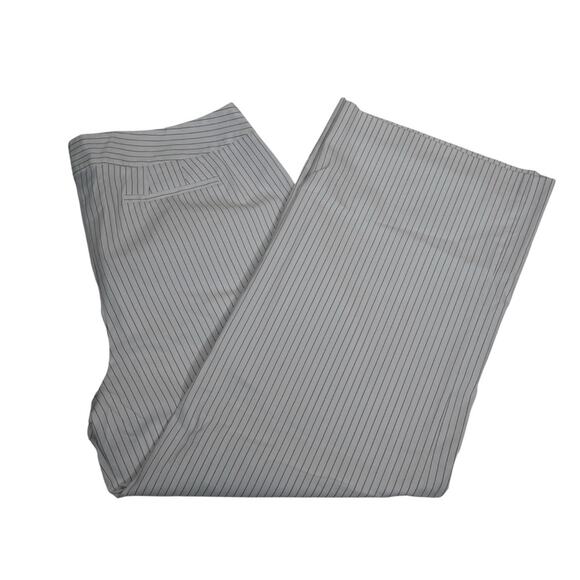 Lane Bryant Women's 22 Plus The Lena Moderately Curvy Fit Classic Trouser Pant - Picture 3 of 11